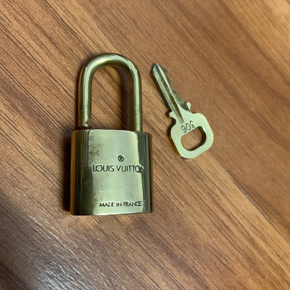 Authentic Louis Vuitton Lock and Key #306 - Picture 5 of 6